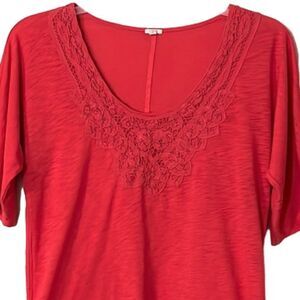 J. Crew Coral Short Dolman Sleeve Tee with Crochet Lace V-Neckline Size Medium